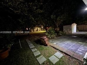 Building Photo - 3600 SW 26th St