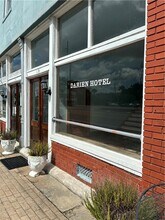 Building Photo - 113 N Walton St