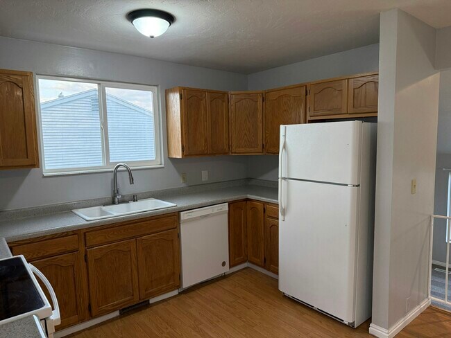 Foto del edificio - 3556 S 8150 W