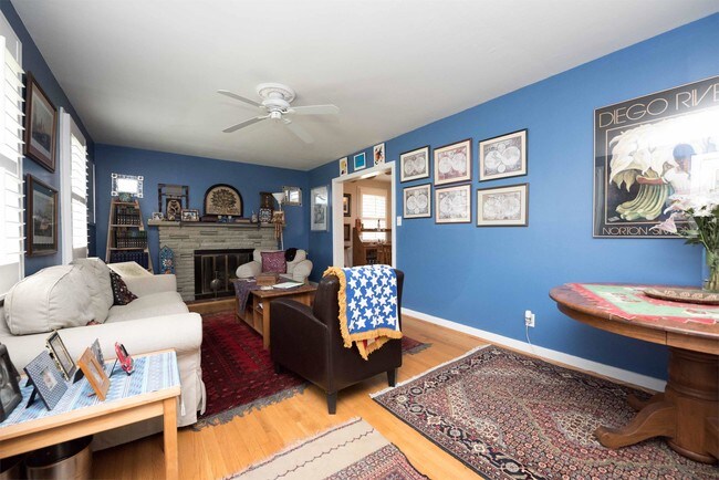 Building Photo - 1014 N Madison St