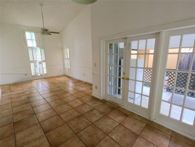 Building Photo - 11733 SW 117th Ct