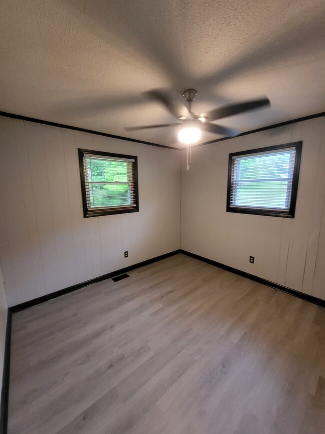 Bedroom 2 - 3373 Loop Rd