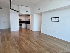 Building Photo - 1700 Bassett St