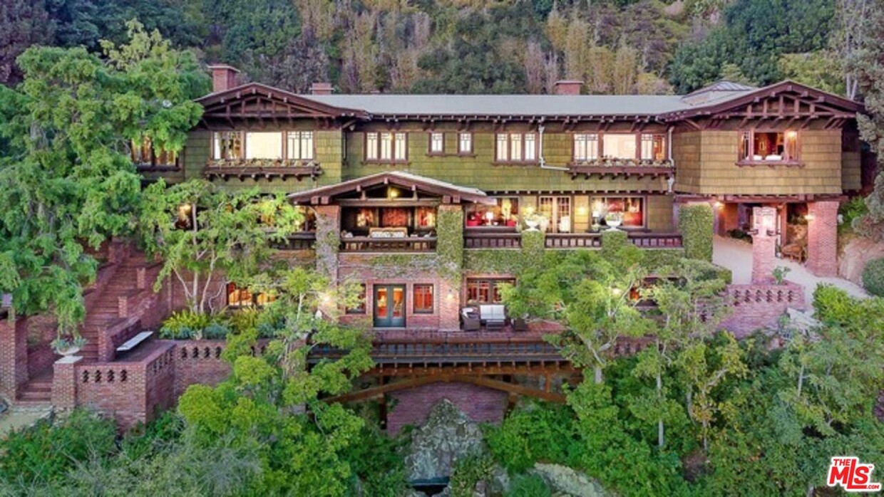 Primary Photo - 5771 Valley Oak Dr