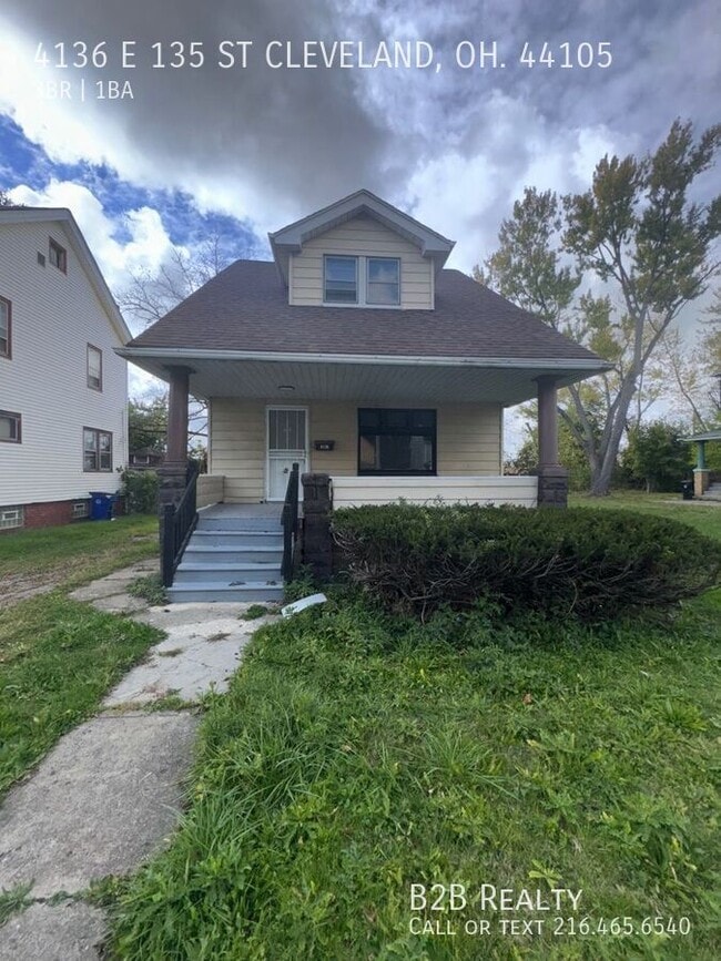 Building Photo - 4136 E 135th St
