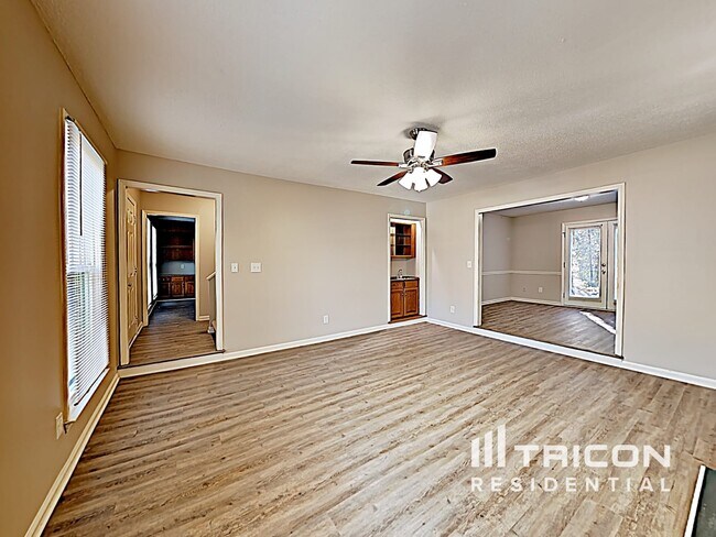 Foto del edificio - 5909 Edinborough Dr