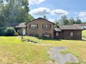 Building Photo - 11124 Dahlgren Rd
