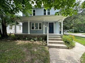 Building Photo - 2132 Kalamazoo Ave SE