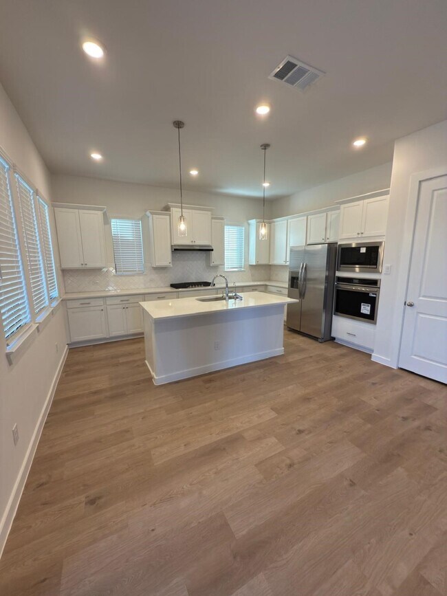 Foto del edificio - 3244 Loam Ln