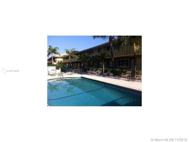 Foto del edificio - 2175 NE 56th St