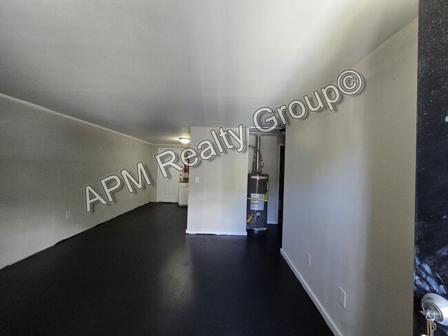 Building Photo - Updated two bedroom - Harden St.