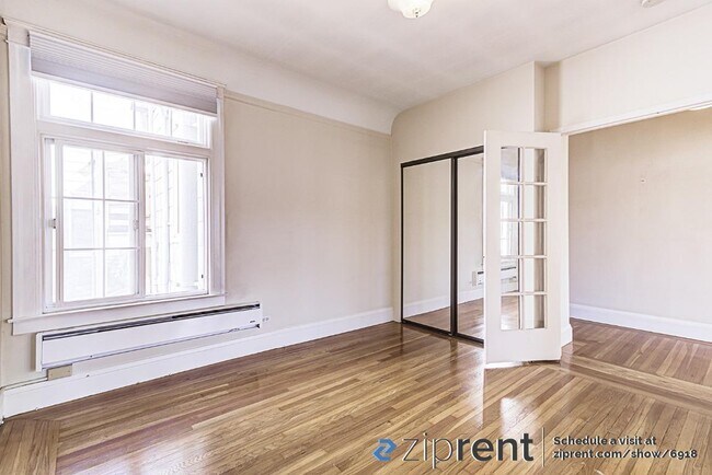 Building Photo - 1525 Chestnut St