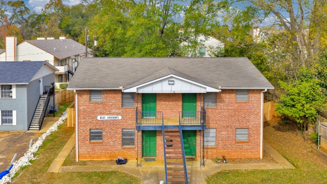 Building Photo - 304 Powers St