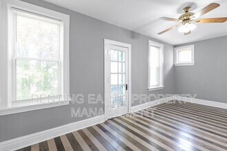 Building Photo - 3868 Meramec St