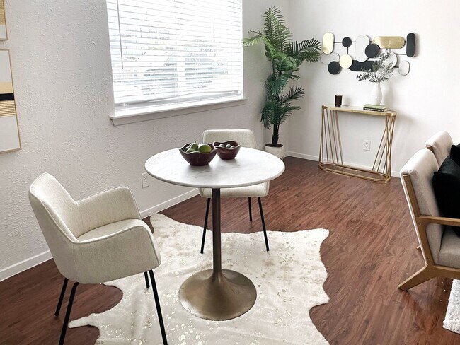 Foto del edificio - Central Austin One Bedroom Gem - Walk to Central Market!