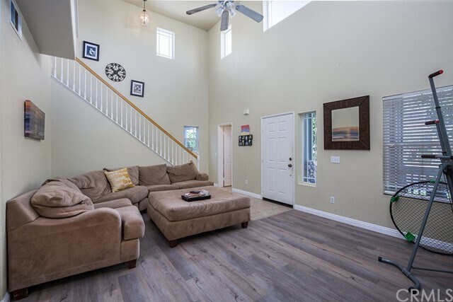 Building Photo - 83 Orangewood Ct
