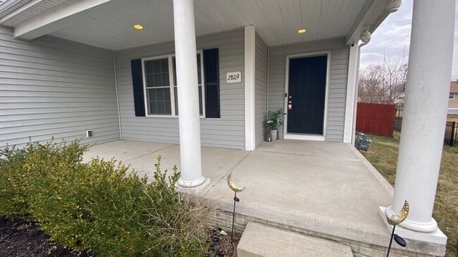Building Photo - McCutcheon Crossing 5 BR Home
