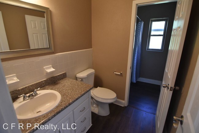 Building Photo - 3 br, 2 bath House - 2236 Howland Blvd