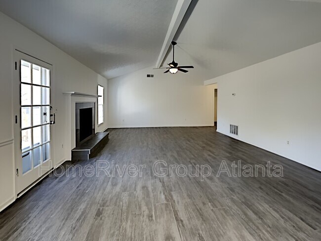 Foto del edificio - 2194 Heritage Trace Dr