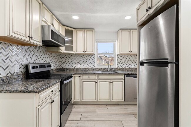 Foto del edificio - 249 W Main St