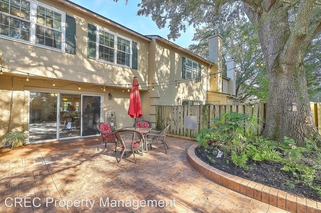 Building Photo - 3 br, 2.5 bath House - 2067 Emerald Terrace