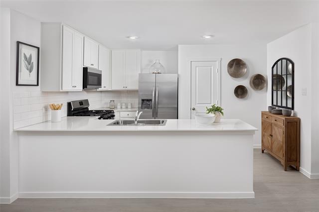 Foto del edificio - 15237 Grappling Irons Ln