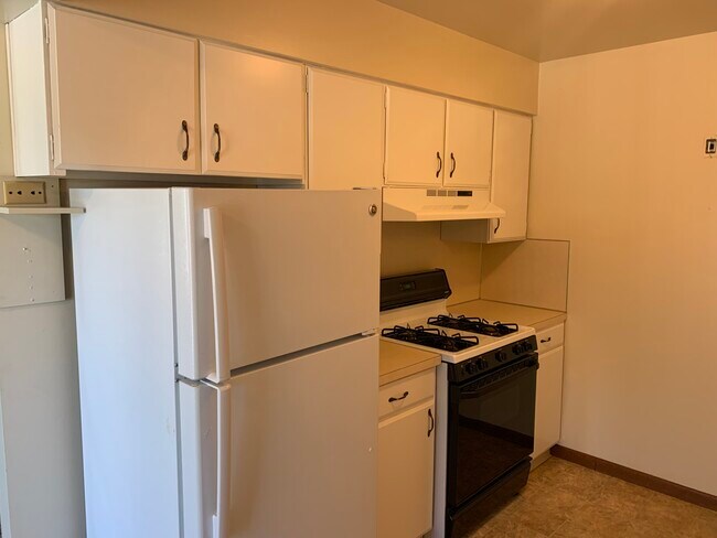 Foto del edificio - 435 Shawmut Blvd NW