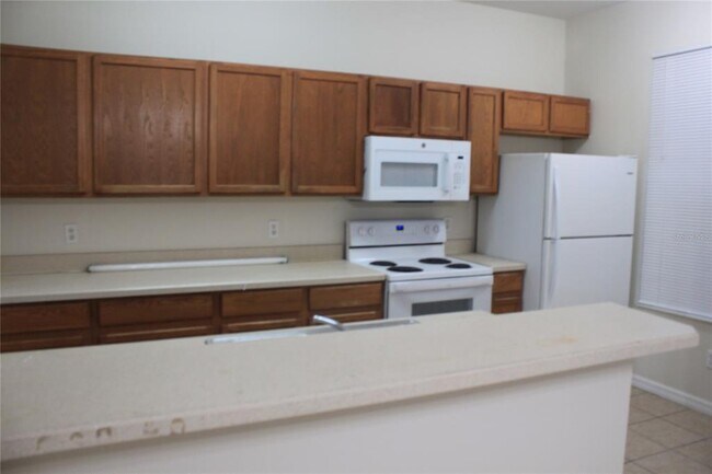Building Photo - 2468 Temple Grove Ln