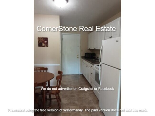 Foto del edificio - 7646 Brewster Pl