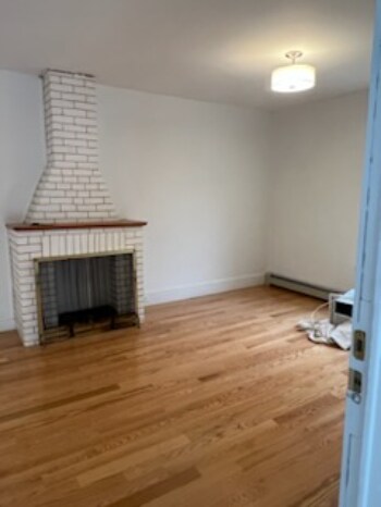 Foto del edificio - 361 Billings Rd