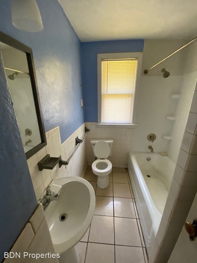 Foto del edificio - 2 br, 1 bath House - 4075 Bowen St