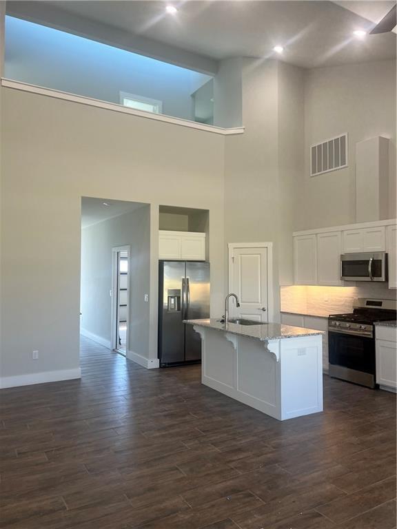 Building Photo - 481 Azurite Rd