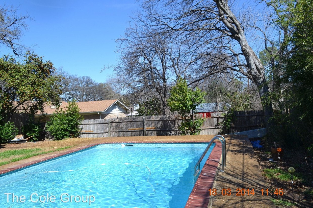 Building Photo - 1621 Ederville Rd S