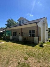 Building Photo - 312 E Andrews Ave
