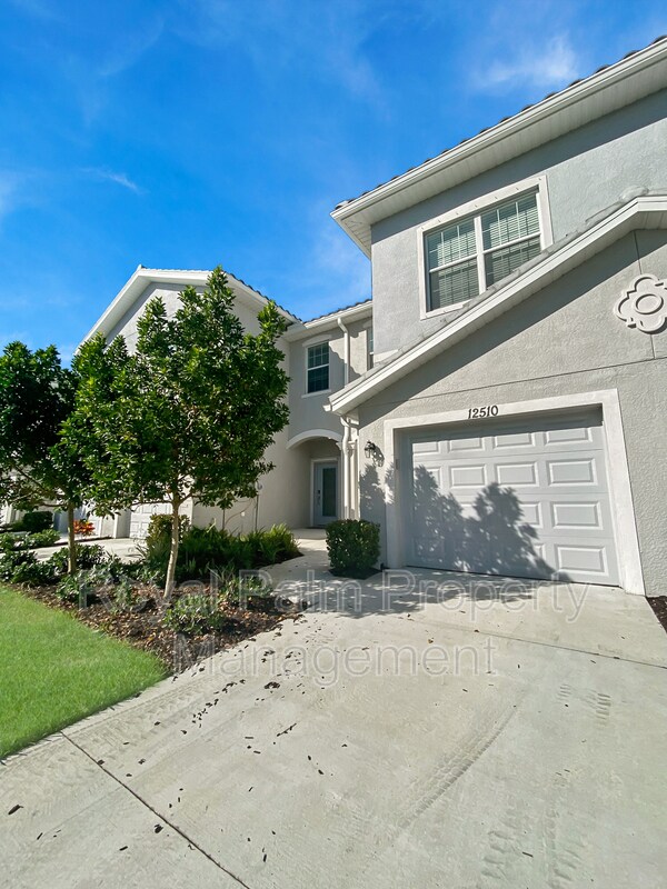 Fort Myers, 
                        , –