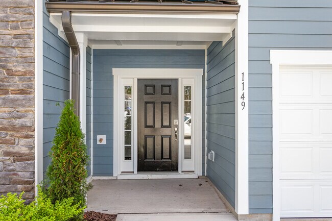 Building Photo - 1149 Tembrook Dr