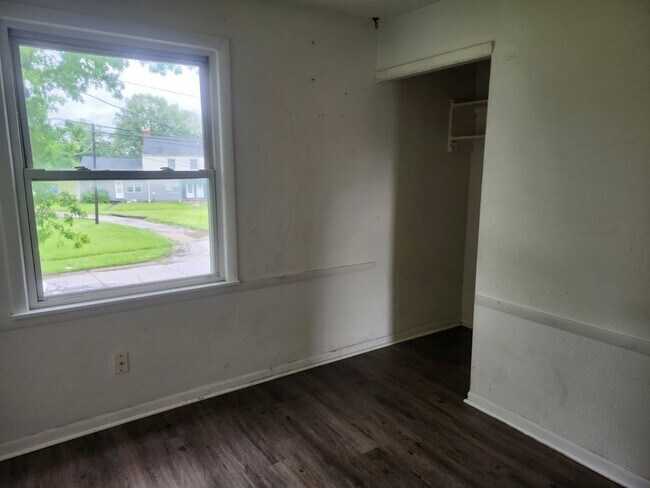 Foto del edificio - 949-955 South Central Dr., Lorain, OH, 44052