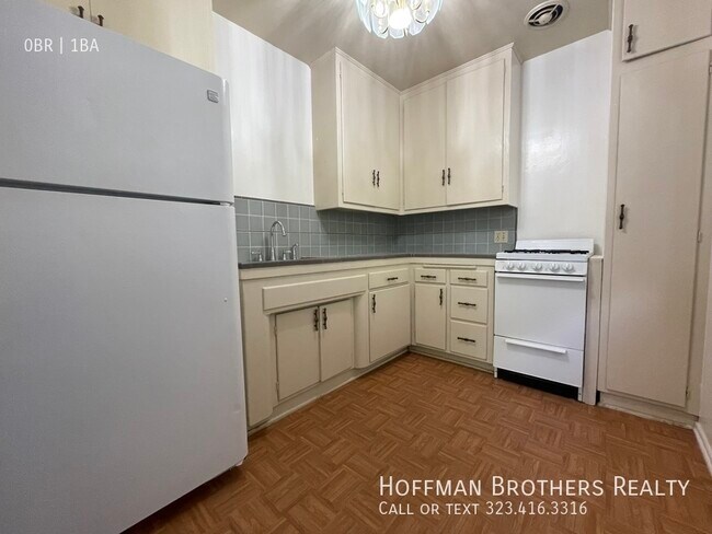 Foto del edificio - 14617 Gilmore St