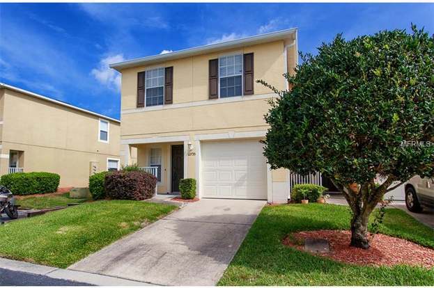 Foto principal - 12735 Somerset Oaks St
