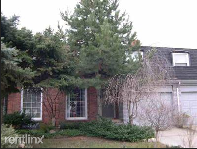 Primary Photo - 3 br, 2.5 bath Townhome - 2019 Stoney Broo...
