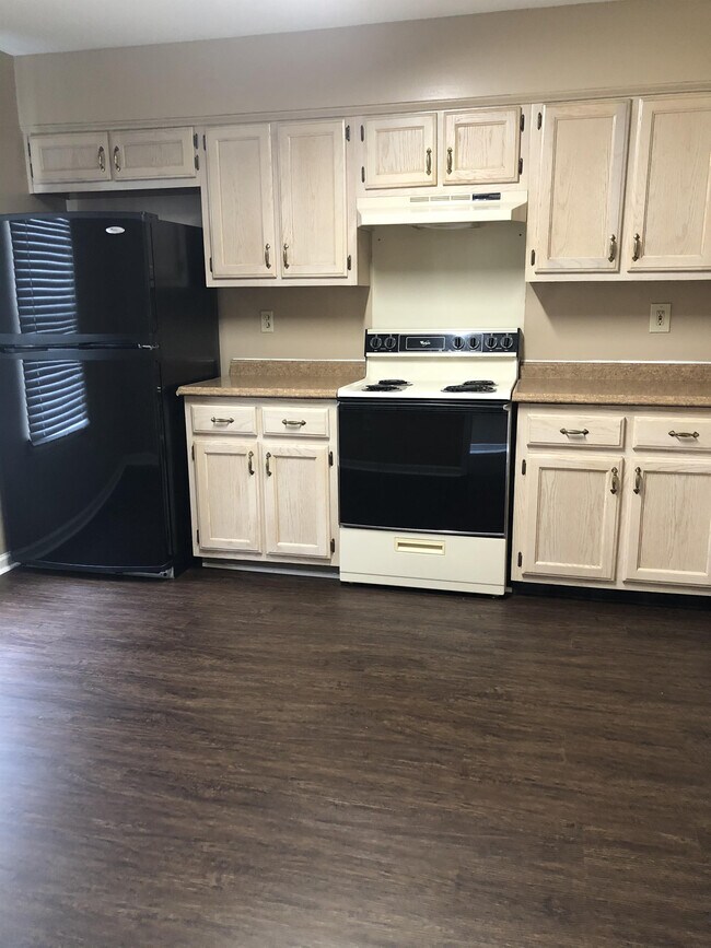 Building Photo - 1697 Beaver Trail Dr