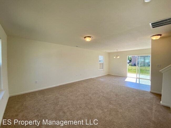 Building Photo - 4 br, 2.5 bath House - 6410 Avacado Dr.