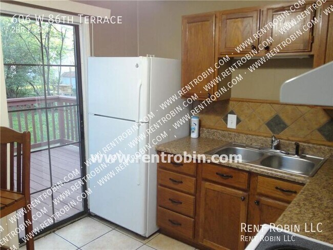 Foto del edificio - 606 W 86th Terrace