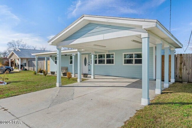 Foto del edificio - 903 Huntington Dr