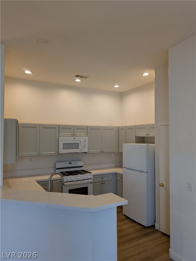 Foto del edificio - 5845 Springmist St