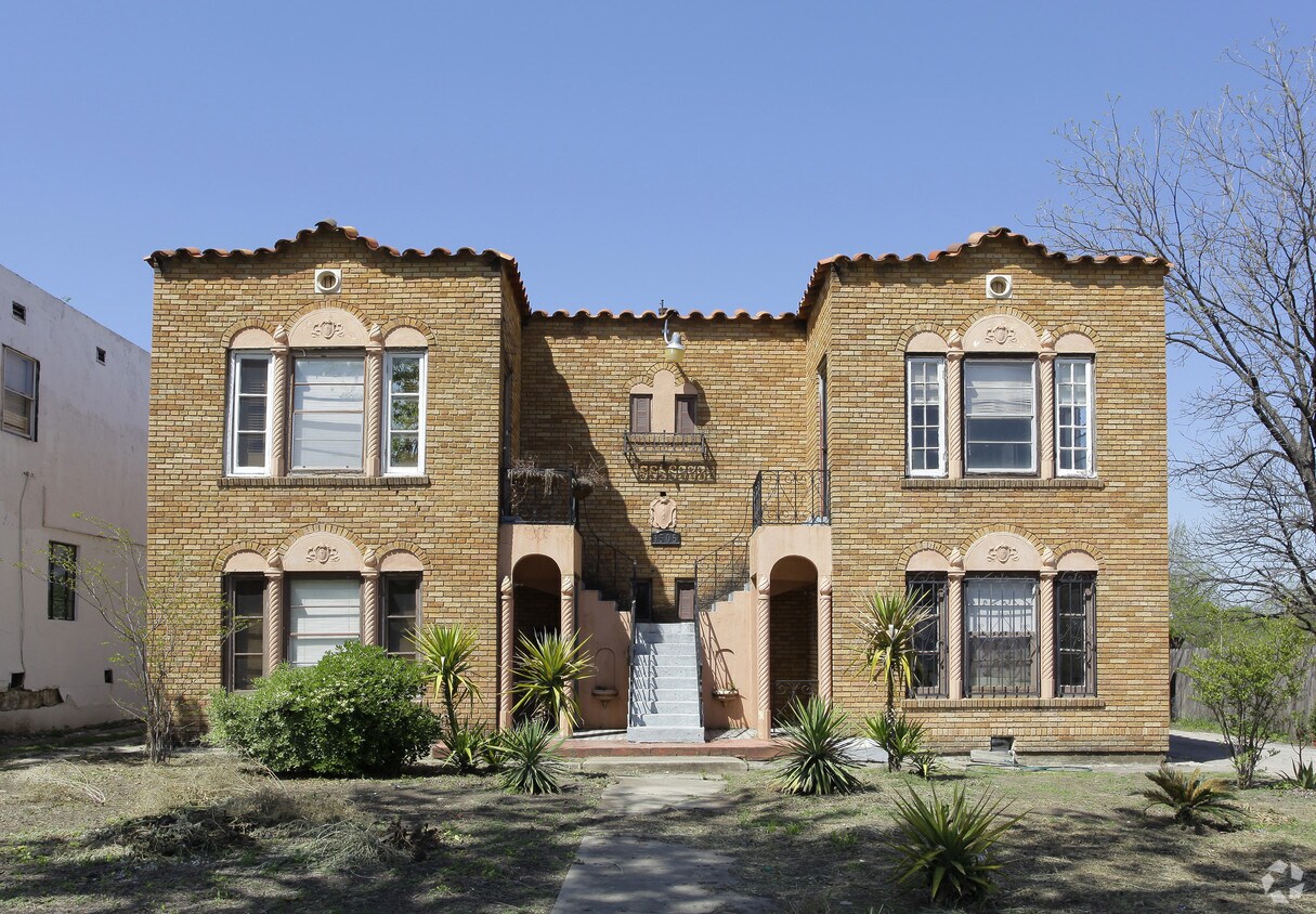 Building Photo - 1505 W Woodlawn Ave