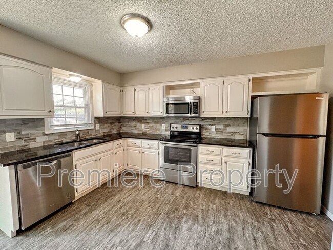 Foto del edificio - 312 NW Moore St