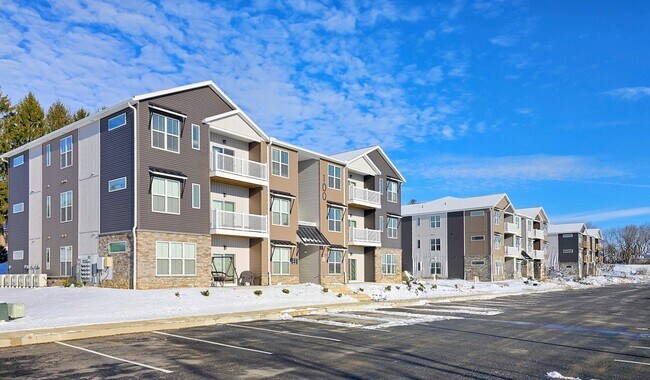 Foto del edificio - Briar Ridge Commons