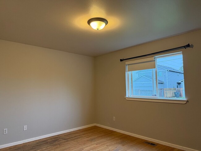 Foto del edificio - 6244 S Fife St