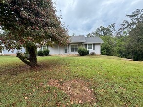 Building Photo - 735 Ashley Forest Dr